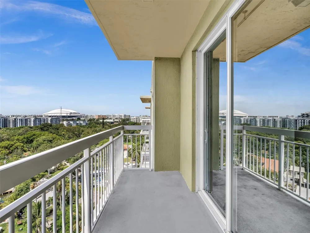 816 NW 11th St #1208 Miami, FL 33136