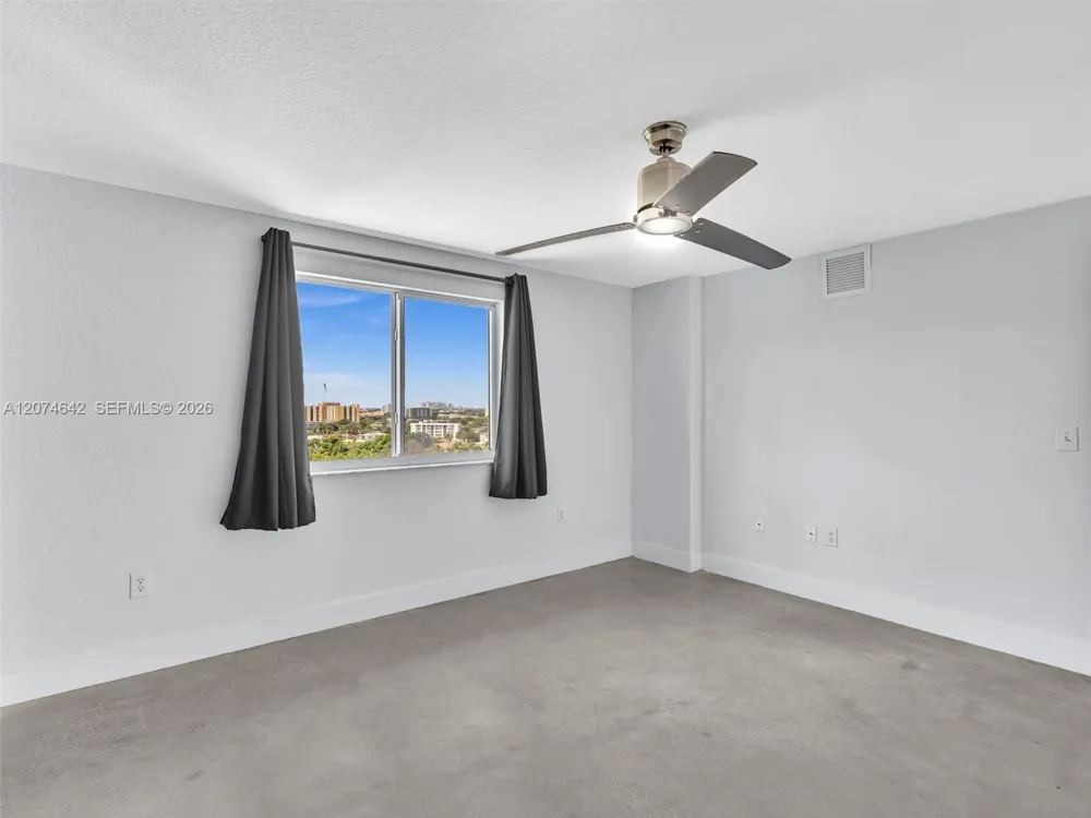 816 NW 11th St #1208 Miami, FL 33136