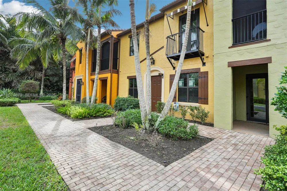 9064 Capistrano St. #5004 Naples, FL 34113