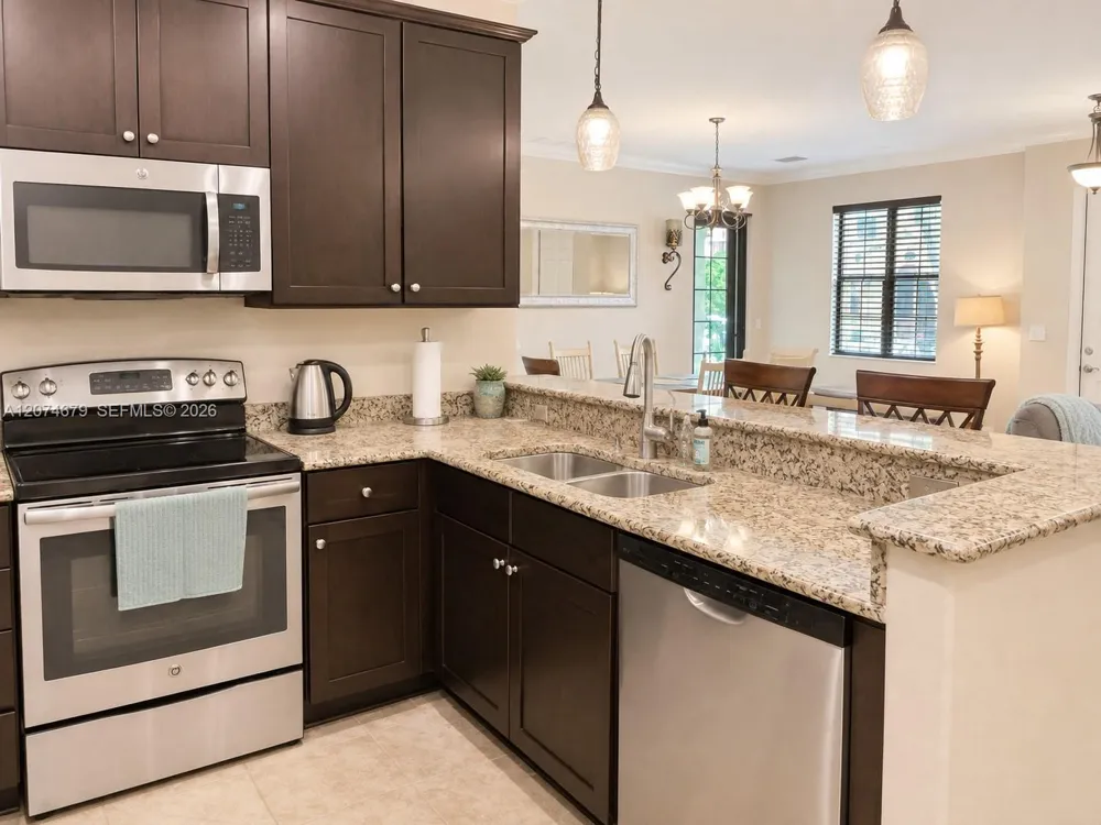 9064 Capistrano St. #5004 Naples, FL 34113
