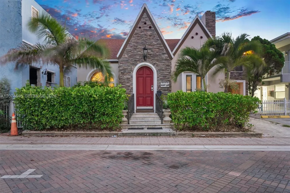 312 Fillmore St Hollywood, FL 33019