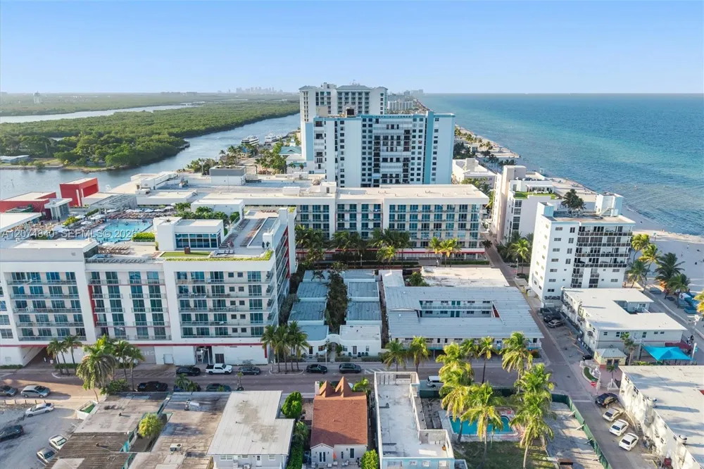 312 Fillmore St Hollywood, FL 33019