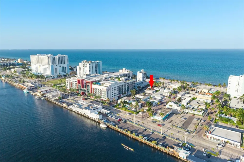 312 Fillmore St Hollywood, FL 33019