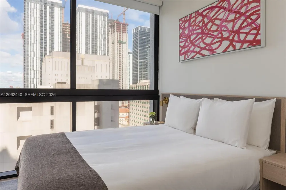 225 Miami Ave #1801 Miami, FL 33128