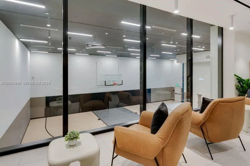 225 Miami Ave #1801 Miami, FL 33128
