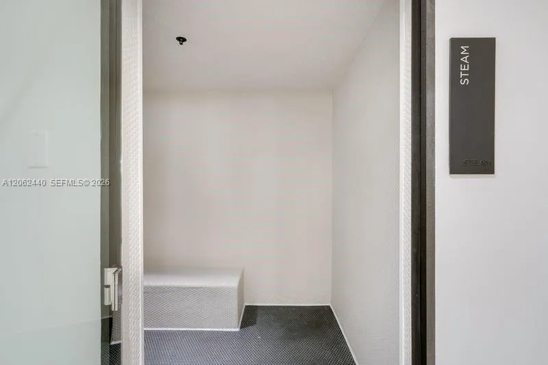 225 Miami Ave #1801 Miami, FL 33128