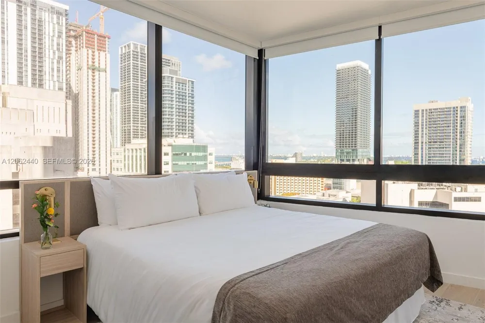 225 Miami Ave #1801 Miami, FL 33128