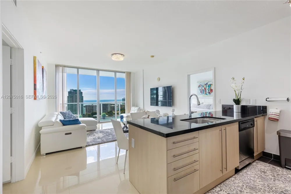 79 SW 12th St #3704 Miami, FL 33130