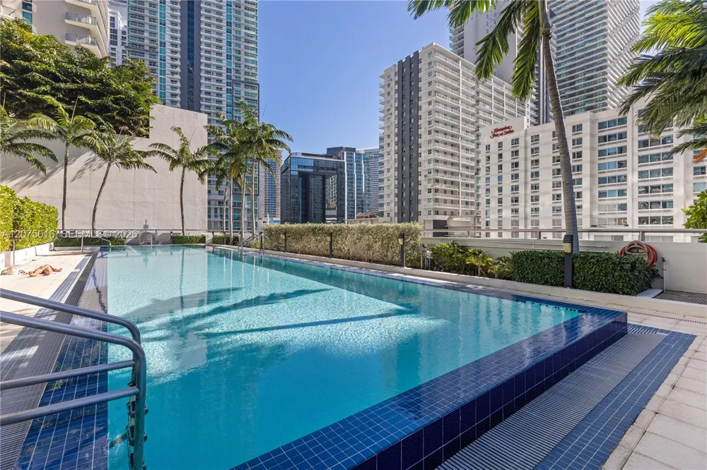 79 SW 12th St #3704 Miami, FL 33130