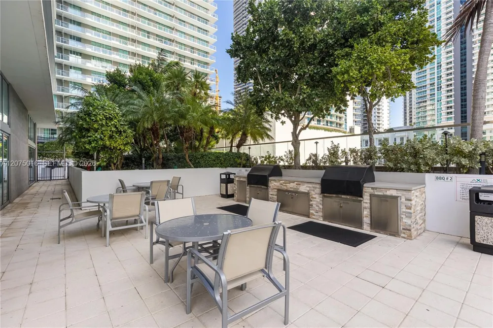 79 SW 12th St #3704 Miami, FL 33130