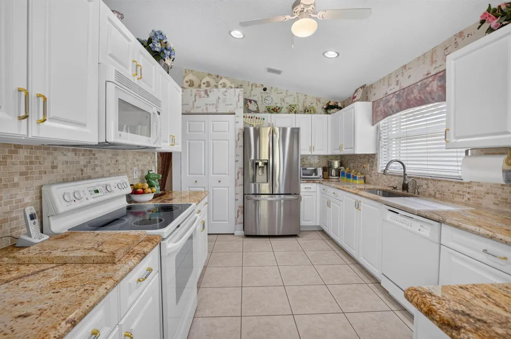 11443 MAUNA KEA LANE Boynton Beach, FL 33437