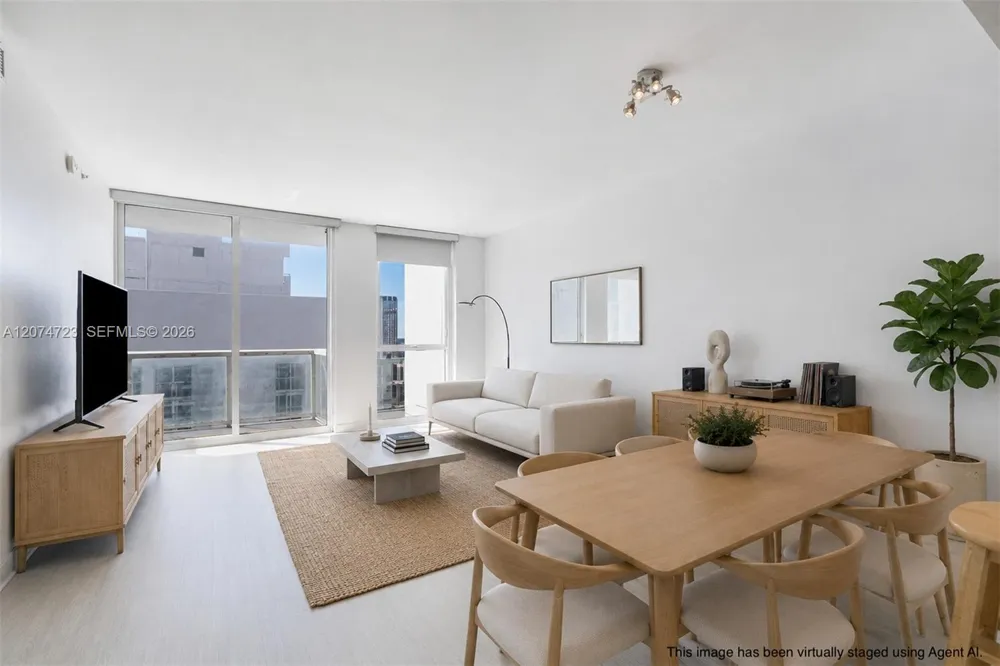 253 NE 2nd St #3104 Miami, FL 33132
