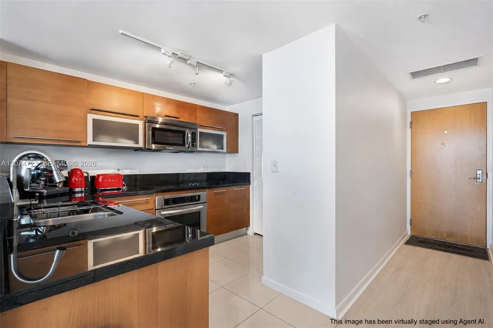 253 NE 2nd St #3104 Miami, FL 33132