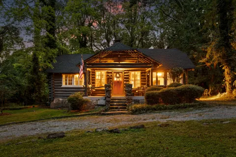 1208 Cinderella Road