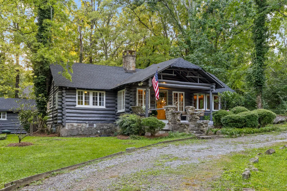 1208 Cinderella Road Lookout Mountain, GA 30750