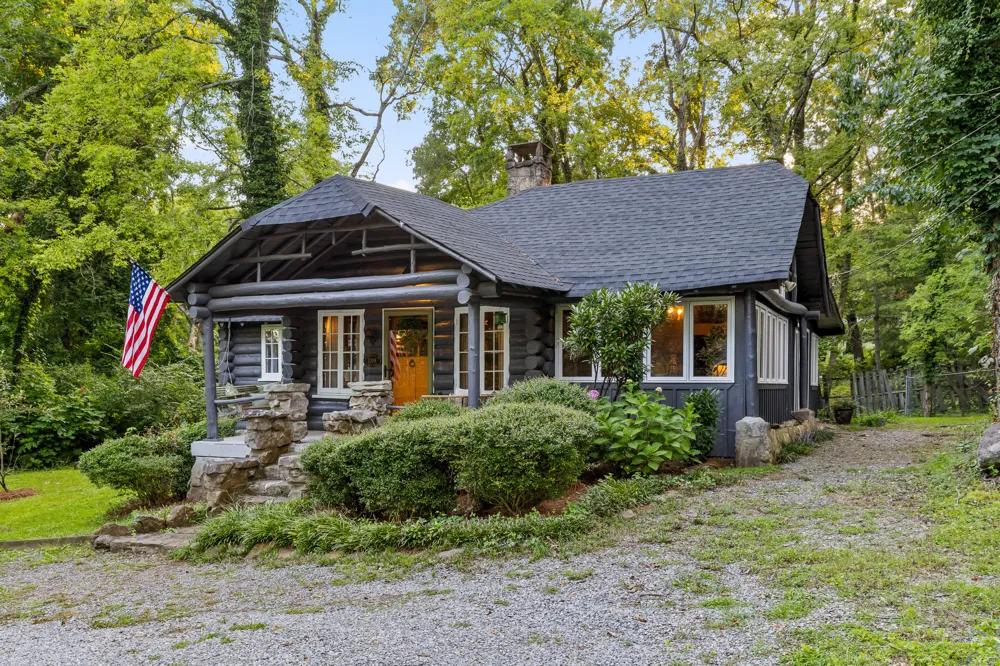 1208 Cinderella Road Lookout Mountain, GA 30750