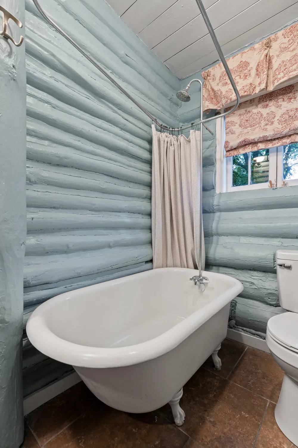 1208 Cinderella Road Lookout Mountain, GA 30750