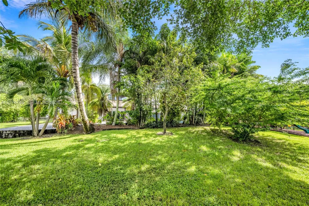 8440 SW 182nd Ter Palmetto Bay, FL 33157