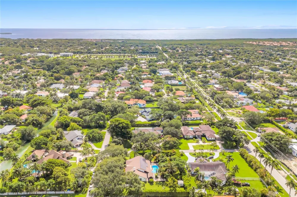 8440 SW 182nd Ter Palmetto Bay, FL 33157