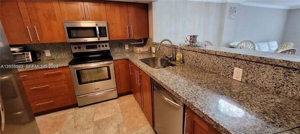 1865 S Ocean Dr #2D Hallandale Beach, FL 33009