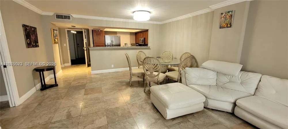 1865 S Ocean Dr #2D Hallandale Beach, FL 33009
