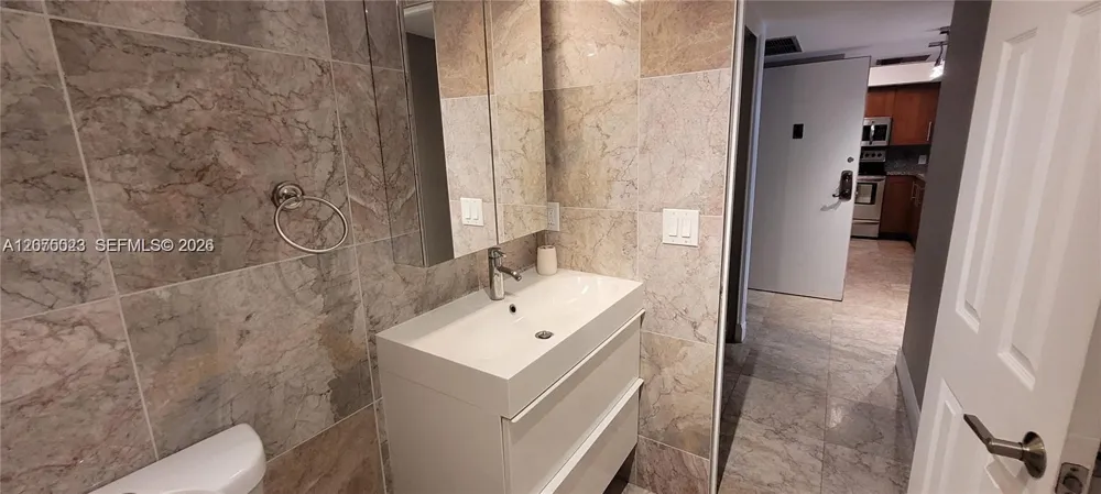 1865 S Ocean Dr #2D Hallandale Beach, FL 33009