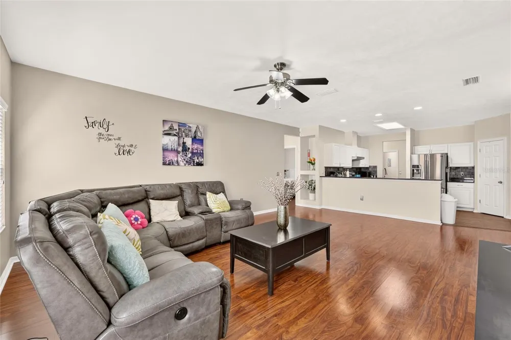 8391 SW 75TH ROAD Gainesville, FL 32608