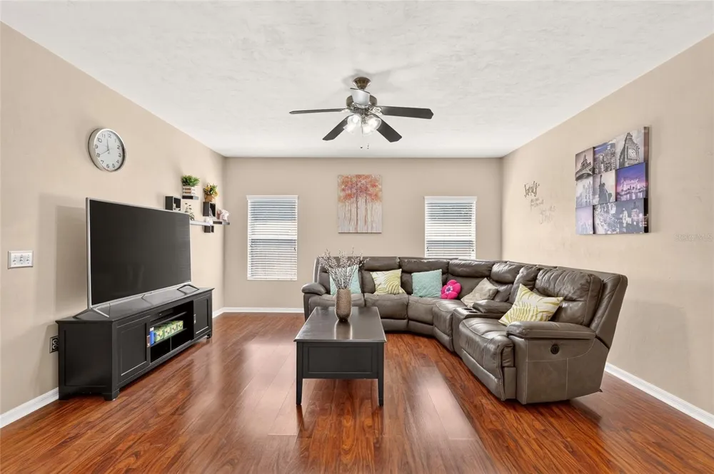 8391 SW 75TH ROAD Gainesville, FL 32608