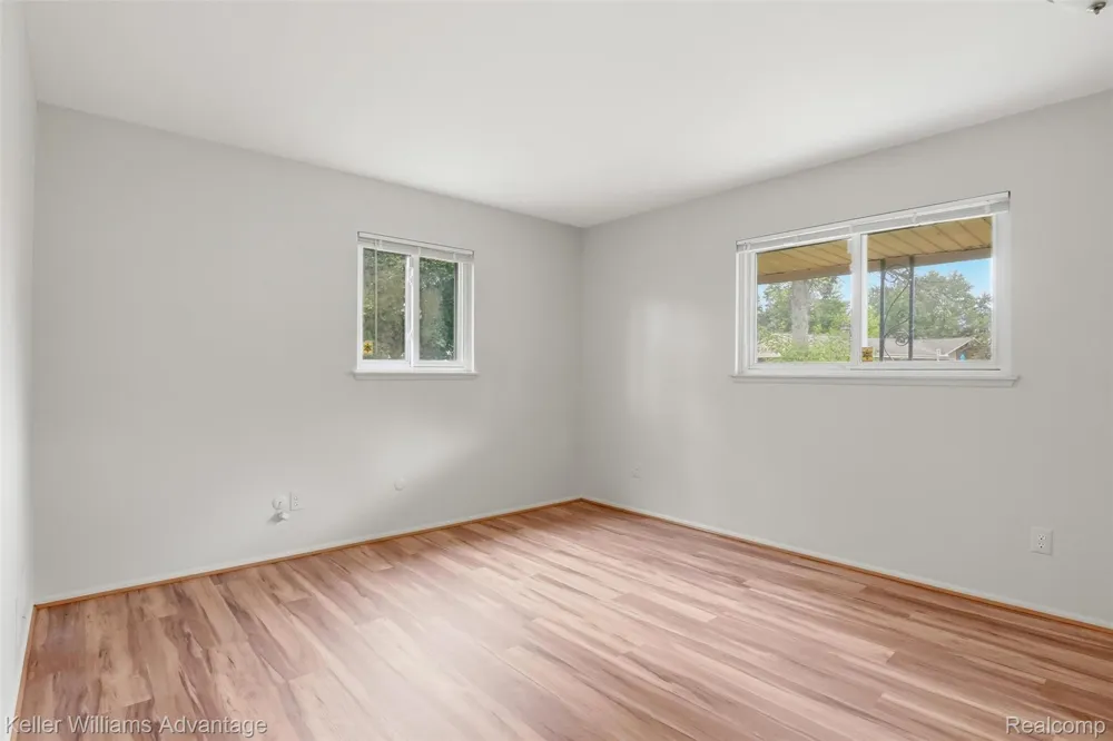 23645 Ripple Creek Novi City, MI 48375