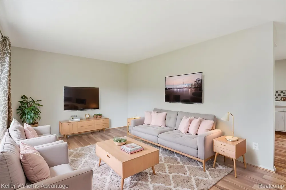 23645 Ripple Creek Novi City, MI 48375