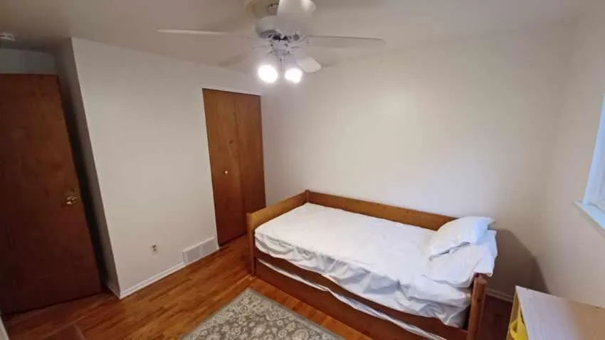 612 Leona Drive Ann Arbor City, MI 48103