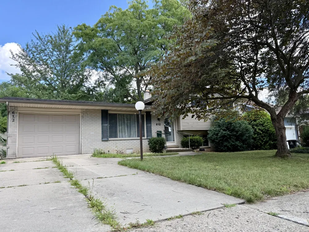 612 Leona Drive Ann Arbor City, MI 48103