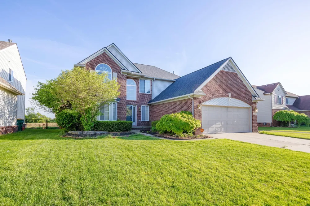 7798 Greene Farm Drive Ypsilanti Charter Township, MI 48197