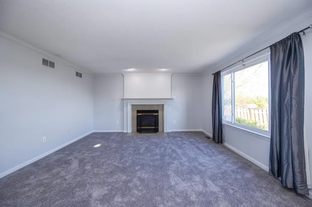 7798 Greene Farm Drive Ypsilanti Charter Township, MI 48197