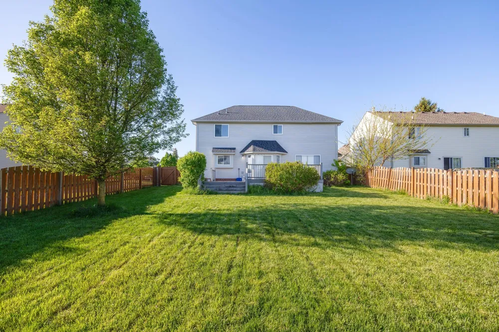 7798 Greene Farm Drive Ypsilanti Charter Township, MI 48197