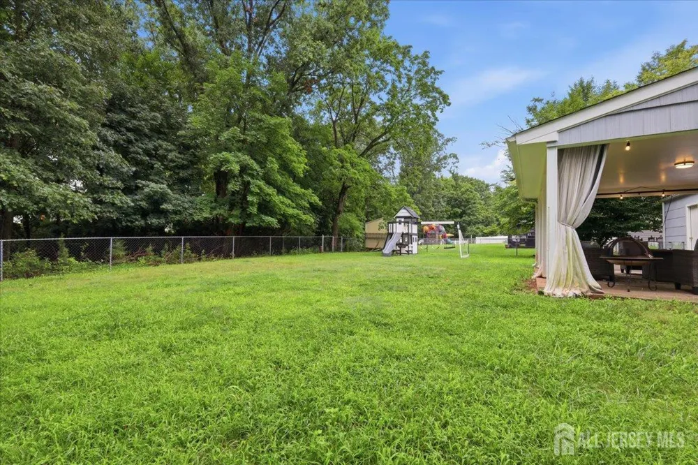 7 Conerly Road Franklin, NJ 08873