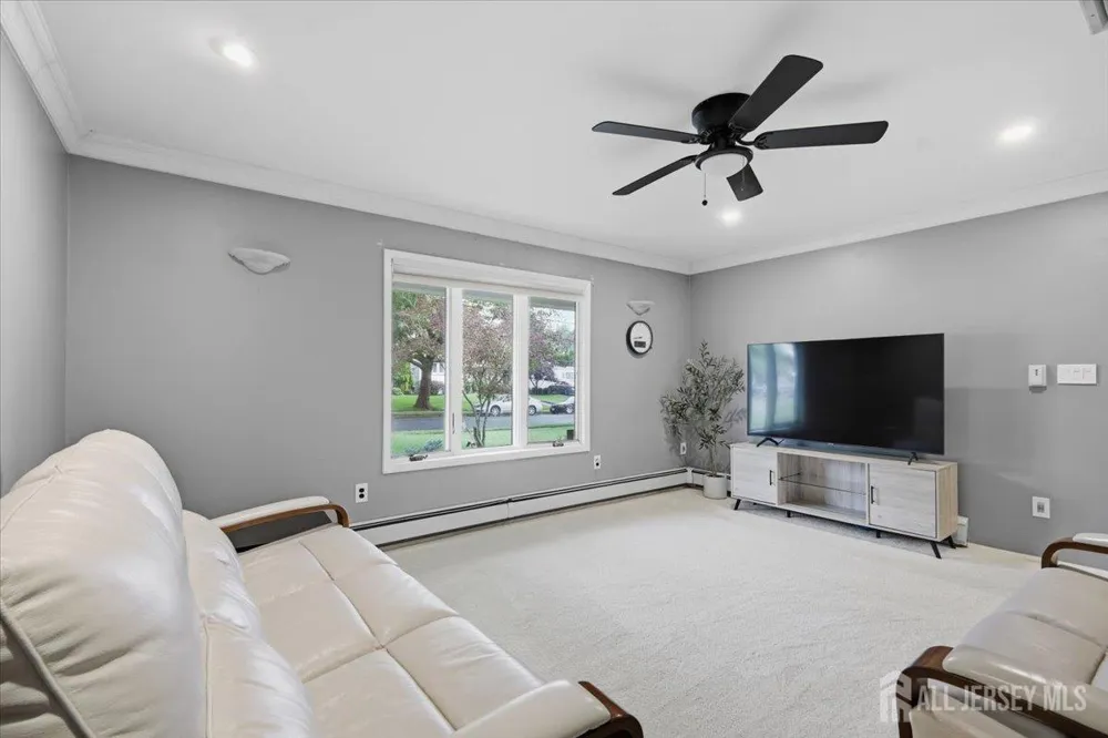 7 Conerly Road Franklin, NJ 08873