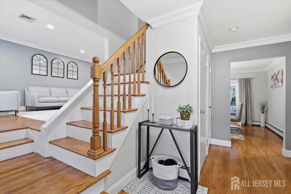 7 Conerly Road Franklin, NJ 08873