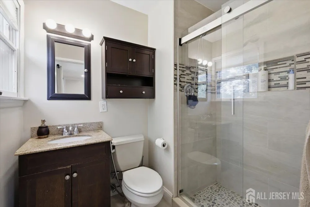 7 Conerly Road Franklin, NJ 08873