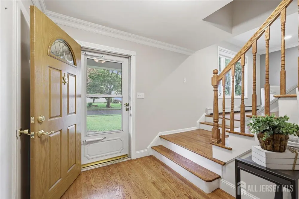 7 Conerly Road Franklin, NJ 08873