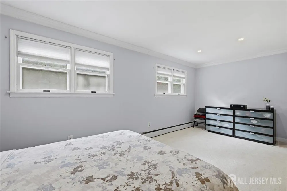 7 Conerly Road Franklin, NJ 08873