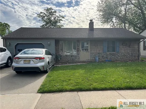 492 Booth Court