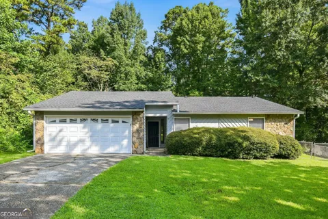 1374 Smokey Mountain CT