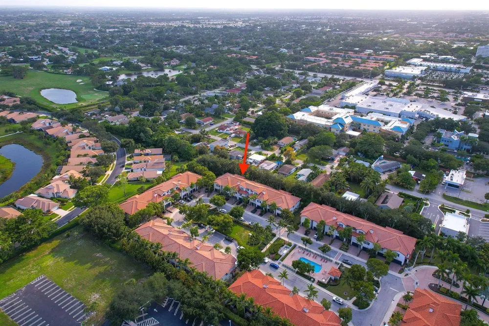 128 W Prive Circle Delray Beach, FL 33445