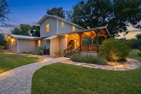 124 Lakepark Circle