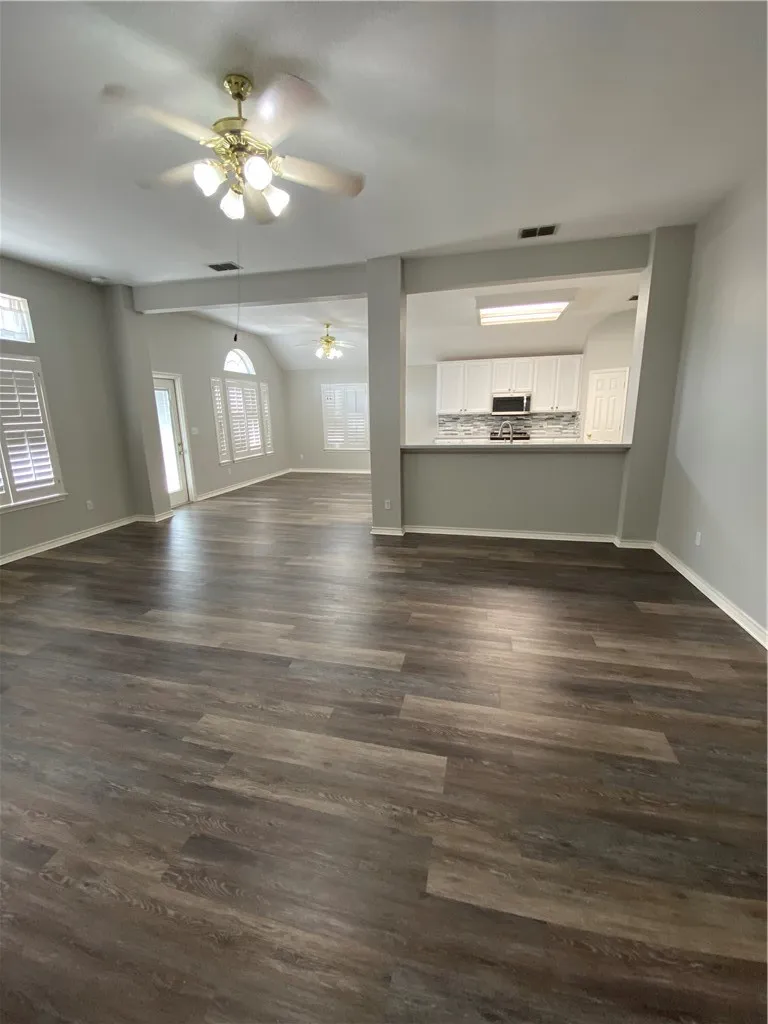 7122 Lindenwood Drive Corpus Christi, TX 78414