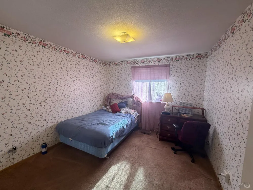 822 Cindee Lane Ukiah, CA 95482