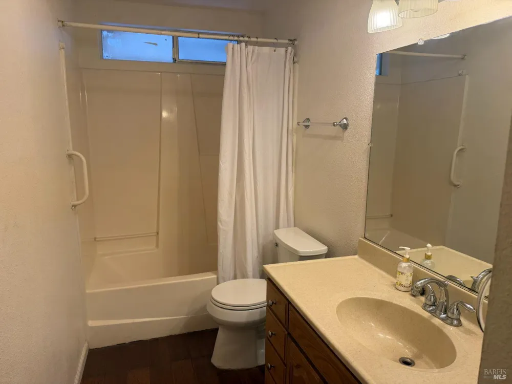 822 Cindee Lane Ukiah, CA 95482