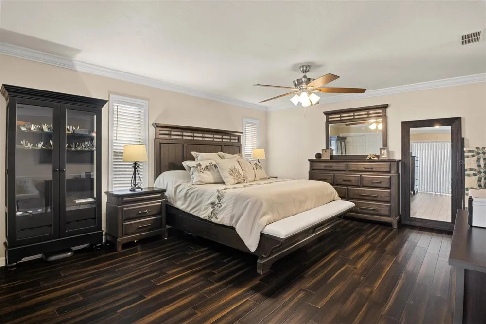 926 VAN DRIVE Auburndale, FL 33823