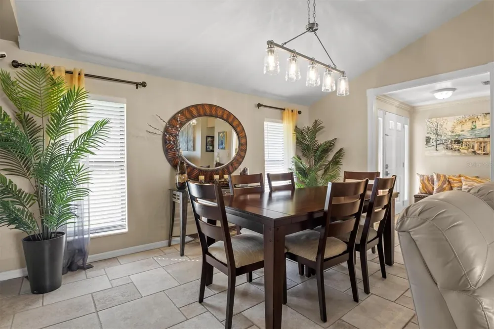 926 VAN DRIVE Auburndale, FL 33823